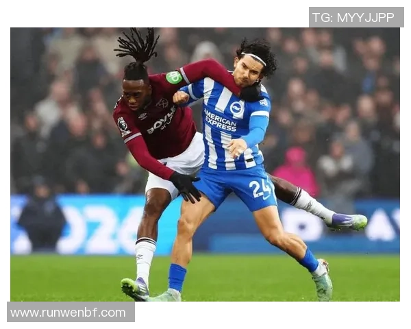 吕特补时绝平英超劲旅，曼联积分榜仅领先1分！悬念迭起，争冠格局再度扑朔迷离！